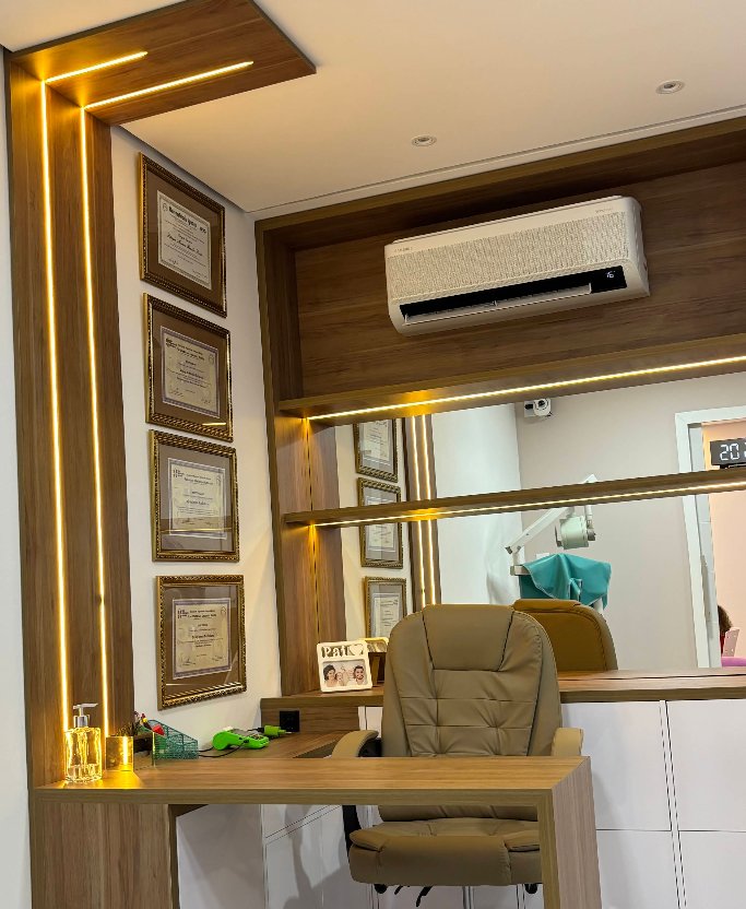 Diplomas e Certificações